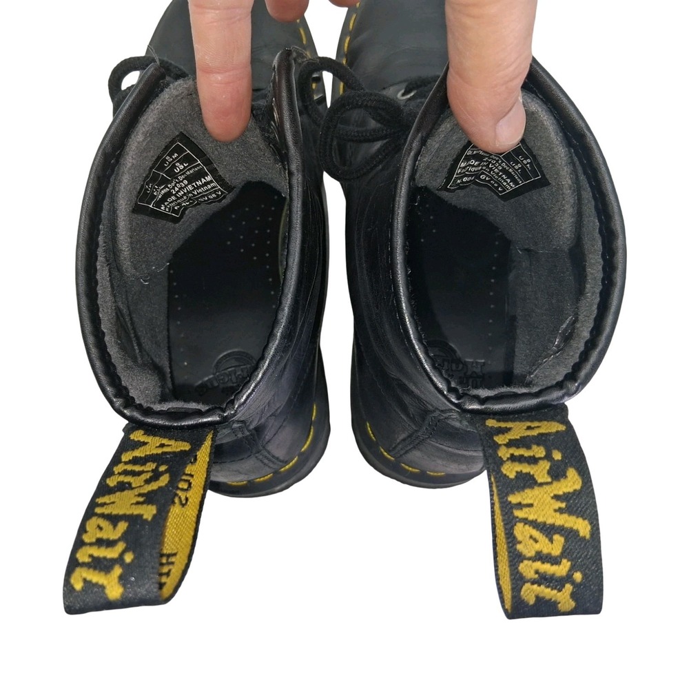 Dr Martens Boots Mens 8 Womens 9 Black Leather Combat Non Slip Ankle Casual Boot - Picture 8 of 13